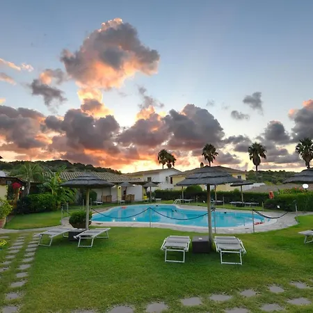 Apart Otel Le Bouganville Villasimius