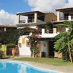 Le Bouganville