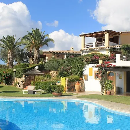 Aparthotel Le Bouganville Villasimius