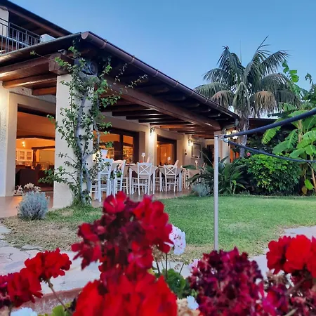 Aparthotel Le Bouganville 3*