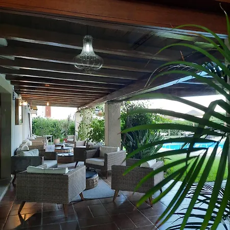 Le Bouganville And