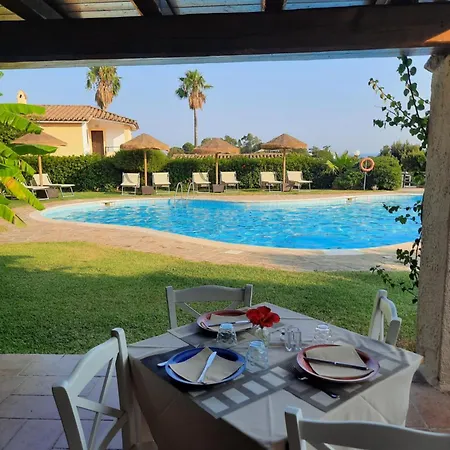 Apartahotel Le Bouganville