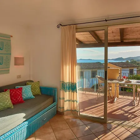 Le Bouganville Aparthotel 3*