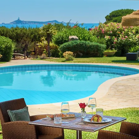Le Bouganville And Hotel 4*