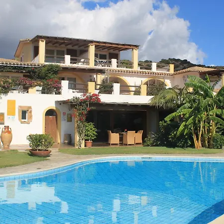 Апарт-готель Le Bouganville