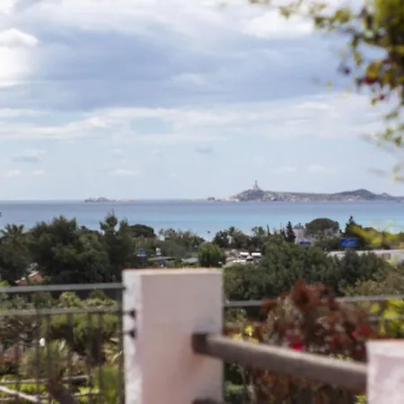 Apart Otel Le Bouganville 3*