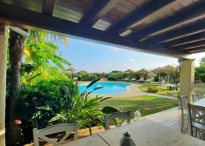 Hotel apartamentowy Le Bouganville 3*